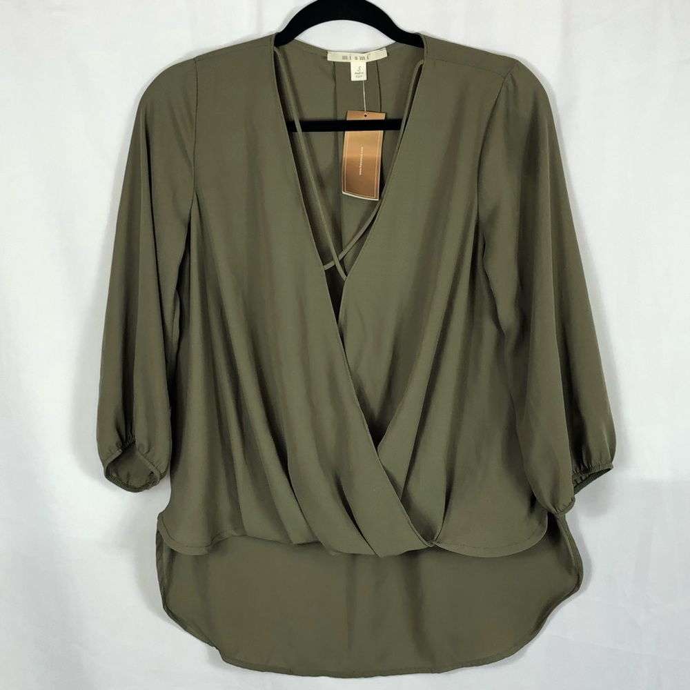 Francesca’s | Greens High Low Blouse